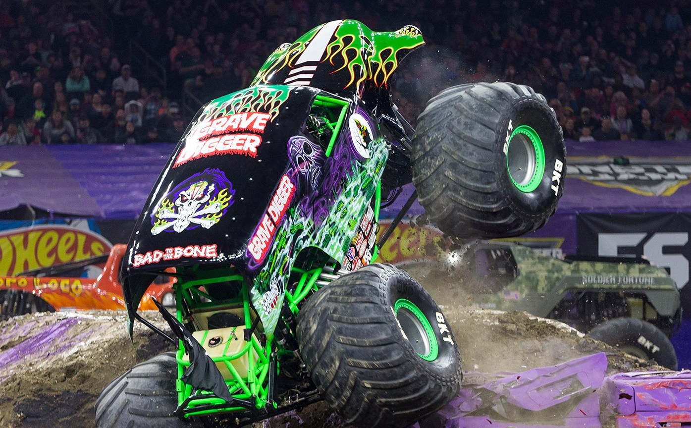 Boka bord med buffé innan Monster Jam - Ullevi restaurang och konferens i Göteborg.